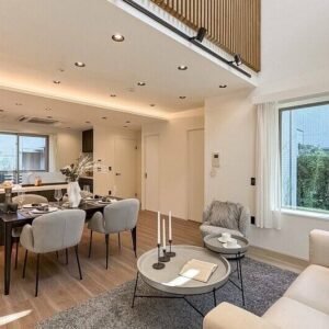Tomihisa Cross Pent Terrace 3F